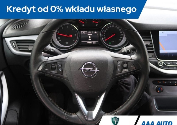 Opel Astra cena 38000 przebieg: 171466, rok produkcji 2017 z Wolbrom małe 326